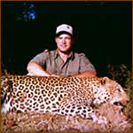 Mamemo Outfitting & Consulting - HHK Safaris - Leopard